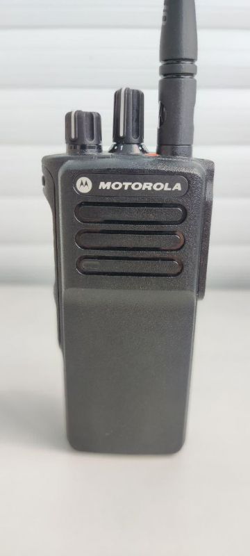 motorola dp4400e uhf